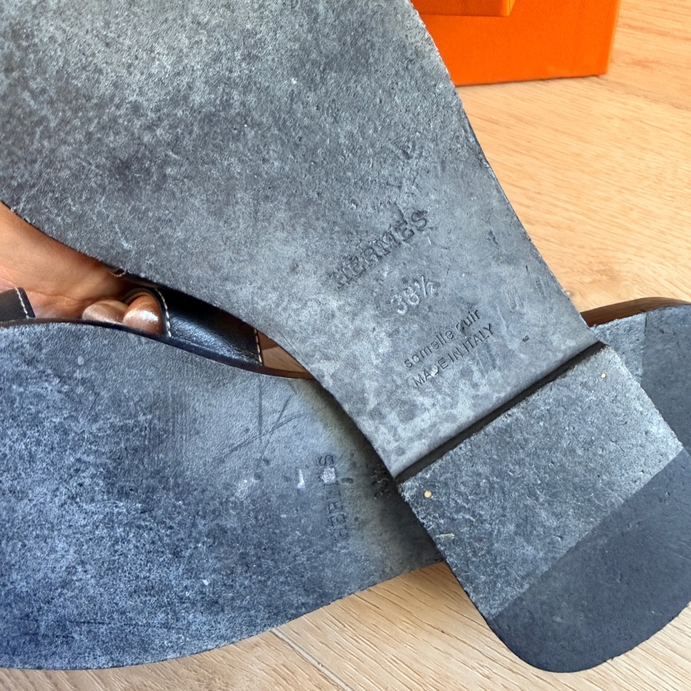 Authentic Hermes Oran Sandals - Black - 38.5 (Fits 7.5!) - Picture 9 of 14